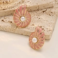 Elegant conch shell stud earrings with pink enamel and pearls in golden finish - Orange