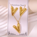 Gouden roestvrijstalen sieradenset met V-vormige gehamerde hartketting en oorbellen - V-vormig Gevouwen Hart Gehamerd (TZ244)