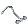Primer plano de piercing para nariz en L plateado con tres piedras de circonita brillante - Poste Curvo Plateado Zirconia Blanca