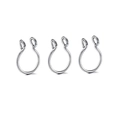 Vue macro de trois faux piercings de nez en acier inoxydable argenté poli en forme de U - Ensemble de 3 / Acier
