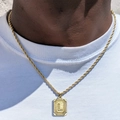 Collar de cadena de acero inoxidable oro 18k con colgante cuadrado y letra L - Letra L (XL224) / Con cadena / Dorado