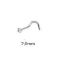 Detailansicht eines L-förmigen Edelstahl-Nasensteckers mit 2,0 mm funkelndem Zirkon - 2mm / Gebogene Barbell