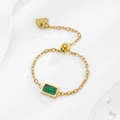 Verstelbare ring van titaniumstaal met groene zirkoon en een hartvormige hanger - Gouden vierkante groene strass ring (3340)