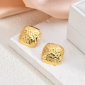 Pair of square hammered geometric earrings in 18K gold plated stainless steel - Textured Square(EH079)
