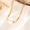 Elegante goldene Schlangenkette mit einzelnem weißem Perlenanhänger für Damen - Einlagige Perle (8902-2) / Gold
