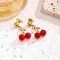 Orecchini pendenti a ciliegia rossa con foglia dorata e pietre in zircone bianco - Orecchini a Bottone Stile Ciliegia / Oro+Rosso