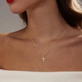 Elegante goldene Halskette mit Kreuzanhänger und polierten Perlen an einer feinen Goldkette - Kleine Perlen-Kreuz-Anhänger-Halskette