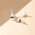 Pendientes de gato blanco 3D lindos de estilo dibujo animado para mujeres - Estilo de Gato Blanco Dividido (Estilo B)