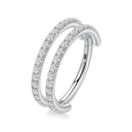 Macro-opname van de dubbele rij zirkonia pavé op de gepolijste G23 titanium naadloos titanium neusring - 1.2x8mm / Zilver