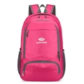 Rosaroter, leichter, faltbarer Outdoor-Rucksack mit Netzseitentaschen und vielen Reißverschlüssen - Unter 20L / Fuchsia
