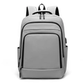 Mochila para portátil gris claro con cremalleras negras y puerto USB integrado - Gris
