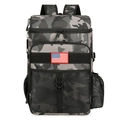 Isolierter taktischer Rucksack in Grau-Camouflage mit US-Flaggen-Patch und Netztaschen - 36-55L / Grau Camouflage