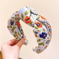 Serre-tête noué bleu clair avec imprimé floral orange et vert en tissu satiné - Bleu