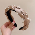 Geflochtener Haarreif aus champagnerfarbenem Satin mit Perlen und Kreuzknoten - Khaki