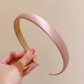 Diadema elegante de satén rosa claro para mujer con forro antideslizante y brillo suave - Rosa