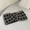 Bandeau tricoté à motif pied-de-poule noir et gris avec un nœud torsadé très élégant - Gris