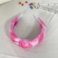 Diadema bohemia tie-dye rosa y blanco con nudo ancho y diseño de tela de calidad - Rosa