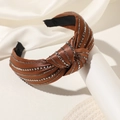 Serre-tête en satin marron avec nœud élégant et rangées de strass brillants - Brun Foncé