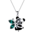 Colgante de panda plateado con rama de bambú de gema verde y cadena de eslabones finos - Collar