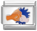 Vue détaillée d'une breloque en acier avec mains orange et roses sur fond bleu - Style Se Tenir la Main (4269)