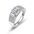 Herrenring aus S925 Sterlingsilber mit großem Solitär und seitlichem Steinbesatz - Breiter Pave-Zirkonia-Stil (PN112 Breit)