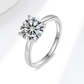 Classic S925 sterling silver ring with a sparkling round moissanite in a 4-prong setting - US Size 5 / 2 Carat Moissanite