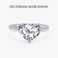 Anello scintillante in argento sterling S925 con una grande pietra di zircone a forma di cuore - US 5 / Stile Cuore (PNJ044) / Platino