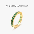 Ewigkeitsring aus 925 Sterling Silber vergoldet mit smaragdgrünen Steinen - US Größe 5 / 18K Goldfarbe Grüner Zirkonia Ewigkeitsband (PNJ024)