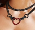 Punk-Stil zweilagige schwarze Choker-Halskette mit rotem Herzanhänger für Damen - Doppelschnalle Rotes Herz