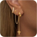 Dettaglio di set orecchini in ottone placcato oro con zirconi e ciondoli a croce sull'orecchio - Stile Set Cerchi Croce (R-267)