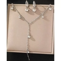 Set di gioielli in acciaio inossidabile lucido con collana con nappe e orecchini a cerchio - Argento