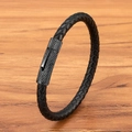 Gevlochten zwarte lederen armband met getextureerde matzwarte metalen sluiting - 19cm / Zwarte Sluiting Zwart Leer