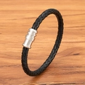Minimalistisches schwarzes geflochtenes Lederarmband mit poliertem Magnetverschluss - Schwarzes Seil Silberner Verschluss / 19cm