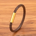 Geflochtenes braunes Lederarmband für Herren mit poliertem goldenem Magnetverschluss - 17cm / 4mm / Gold