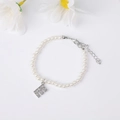 Elegant white pearl bracelet with sparkling zircon letter E pendant and silver chain - Letter E / Silver