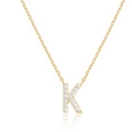 Elegante vergoldete Halskette mit kristallbesetztem K-Anhänger an einer feinen Gliederkette - Gold K