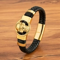 Herren Armband aus schwarzem geflochtenem Leder mit goldenem Totenkopf und Magnetverschluss - Gold / Klein