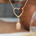Elegante S925 Silber Herz Kette mit Tropfen Opal Anhänger und funkelnden Akzenten - Herz Offene Kette Set