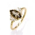 Elegante anillo de plata S925 bañado en oro con cuarzo ahumado marquise y circón - Talla US 5 / Dorado Con Cuarzo Ahumado Y Zirconia Blanca