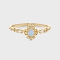 Eleganter Gold-Vintage-Ring mit birnenförmigem Opal und kleinen weißen Kristallen - US 6 / Australischer Opal