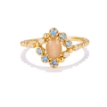 Elegante anillo de plata S925 bañado en oro con piedra lunar naranja y circonitas - Anillo de Piedra Lunar Naranja / US 5