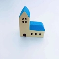 Nahaufnahme der Miniatur-Harzkirche für Mooslandschaften und Heimdekorationen - Kirche (4662588041708) / 4.5CM