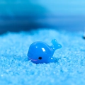 Mini figura de delfín azul en resina para micro paisajes de musgo y escritorio - Azul