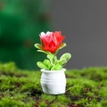 Miniatuur poppenhuis potplant met rood-witte bloemen en groene bladeren - Rood