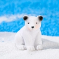 Miniatur-Eisbär-Figur aus Harz mit rosigen Wangen für Mikro-Landschaftsdekoration - Groß