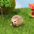 Niedliche Igel-Figur aus Harz in liegender Position für DIY Miniatur-Gartenlandschaft - Kriechende Haltung (1)