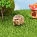 Miniatur-Igel-Figur aus Harz in Beige und Braun für DIY Feengarten-Landschaftsdekoration - Sitzende Lächelnde Haltung (2)