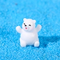 Mini statuina di orso polare in resina seduto con braccia alzate per micro paesaggi fai-da-te - Orso Polare Seduto con Mani in Alto (No.2)