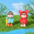 Miniature couple figurines wearing raincoats for micro landscape and garden decor - Couple Pair