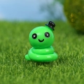 Figurine de chenille verte en résine avec chapeau pour micro paysage de jardin - Serpent